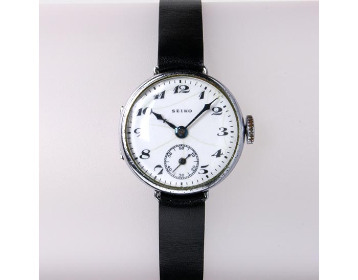 精工舎　SEIKO　セイコー　大理石枠　コメット　昭和20年後半　小型目覚し時計 アンティーク・古い精工舎（SEIKO/セイコー）大理石台のゼンマイ